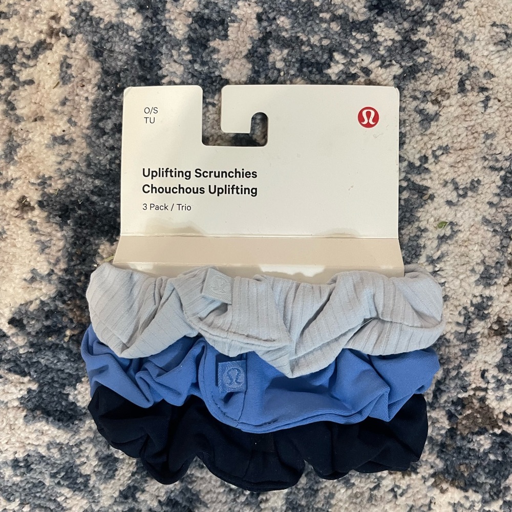 Lululemon uplifting scrunchies